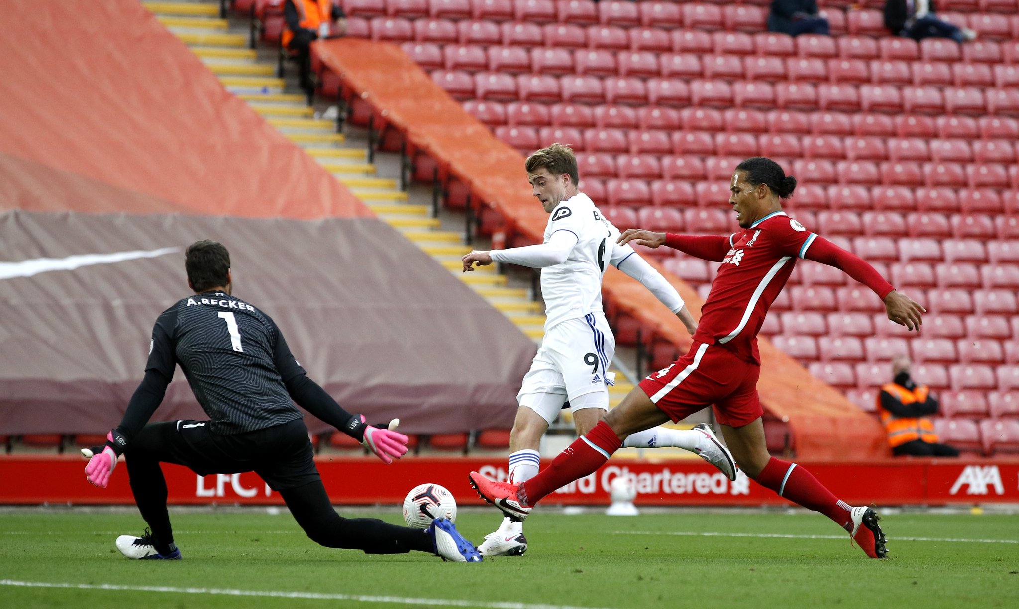 比赛中屡次 比赛中屡次